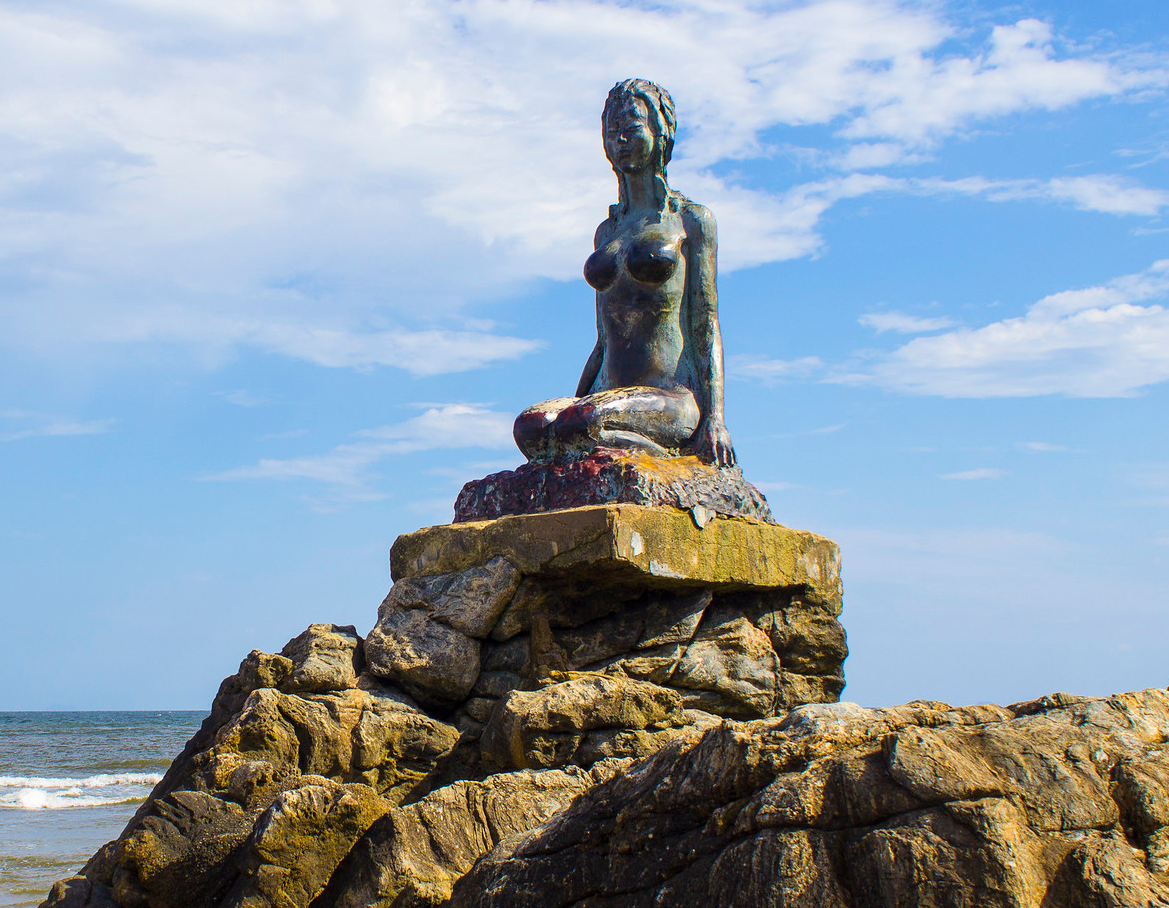 Monumento Mulheres de Areia, outro ângulo